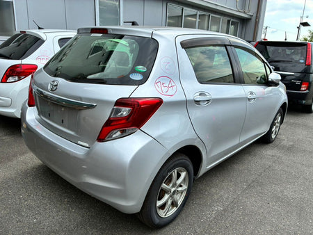 [CHOOSE PARTS] TOYOTA VITZ KSP130 2015 1KR-FE FF AT 2WD #0401000000754