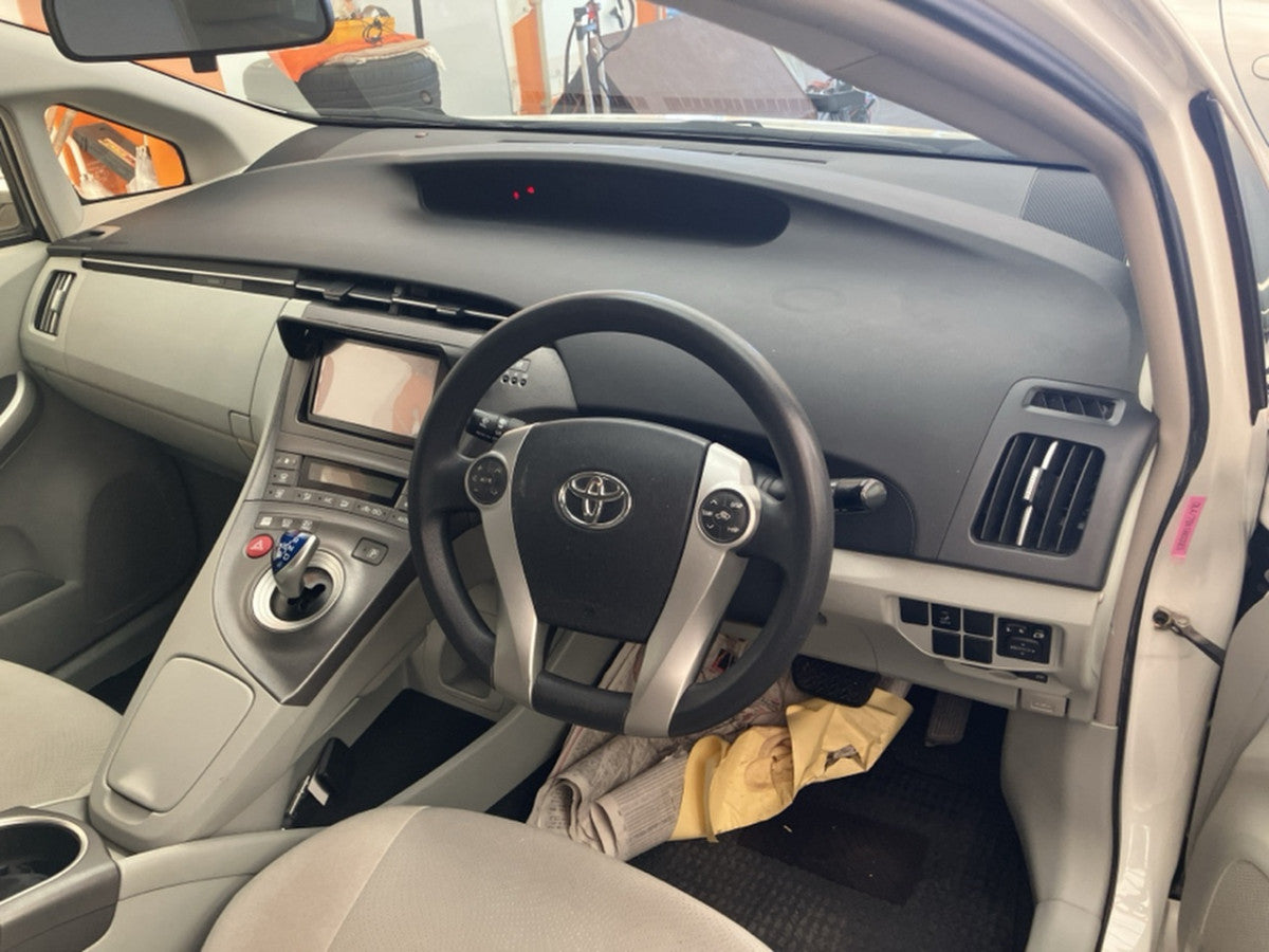 [USED ENGINE] TOYOTA PRIUS ZVW30 2013 2ZR-FXE FF AT 2WD #0003264082201