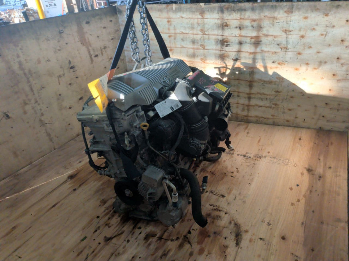 [USED ENGINE] TOYOTA PRIUS ZVW30 2013 2ZR-FXE FF AT 2WD #0003265087081