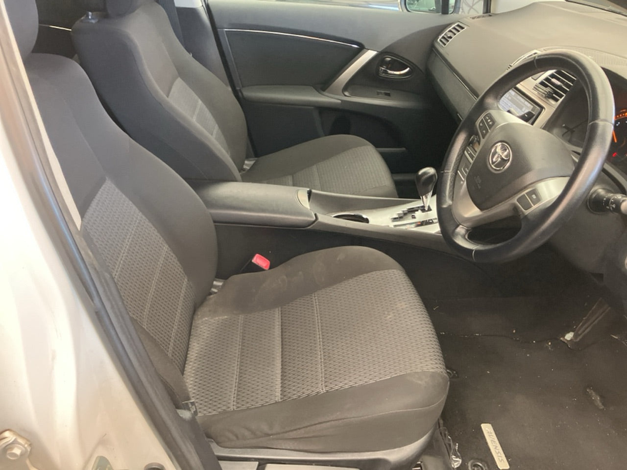 [CHOOSE PARTS] TOYOTA AVENSIS WAGON ZRT272W 2013 3ZR-FAE FF AT 2WD #0001000015272