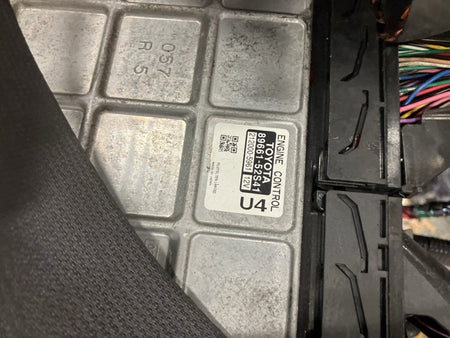 [USED ENGINE] TOYOTA VITZ KSP130 2011 1KR-FE FF AT 2WD #0003267117455