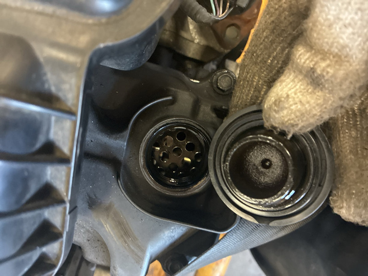 [USED ENGINE] HONDA FREED SPIKE GB3 2012 L15A FF AT 2WD #0003268139640