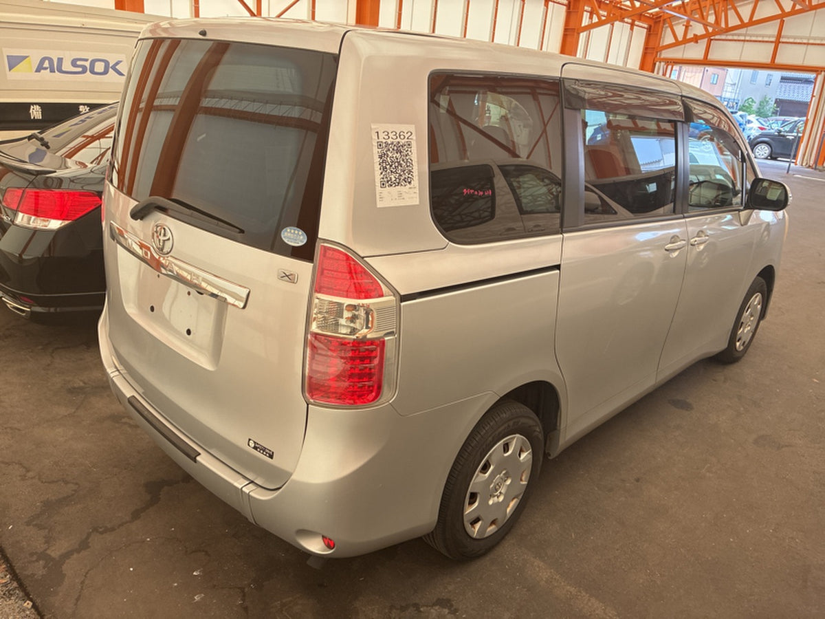 [CHOOSE PARTS] TOYOTA NOAH ZRR75G 2009 3ZR-FE FF AT 4WD #0001000013362
