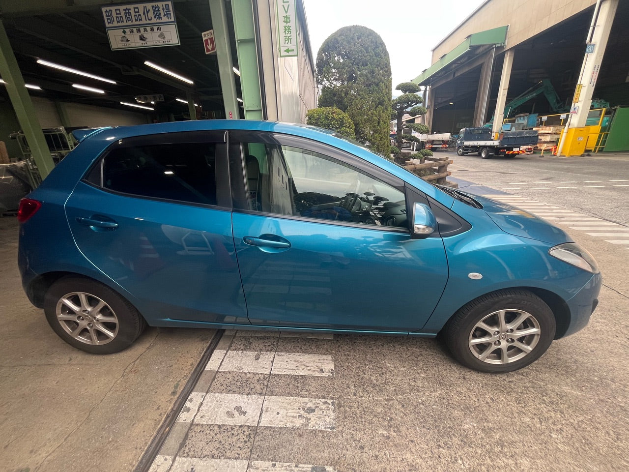 [CHOOSE PARTS] MAZDA DEMIO DEJFS 2011 P3-VPS FF AT 2WD #0451000000496