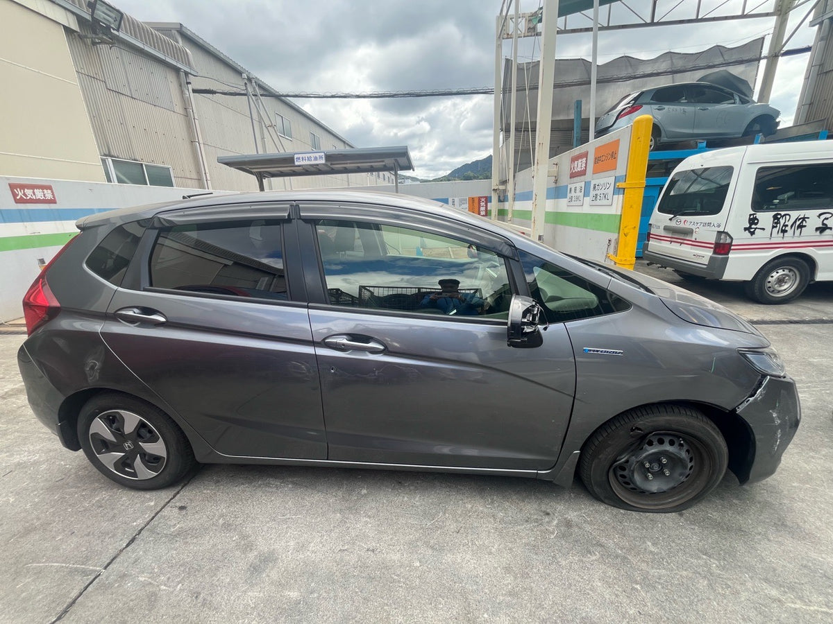 [CHOOSE PARTS] HONDA FIT HYBRID GP5 2019 LEB FF AT 2WD #0451000000538