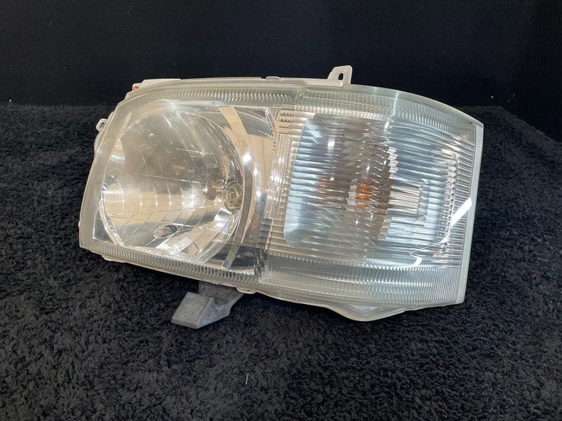 HEADLIGHT ASSY LH