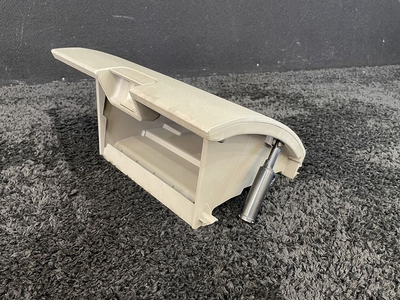 GLOVE BOX