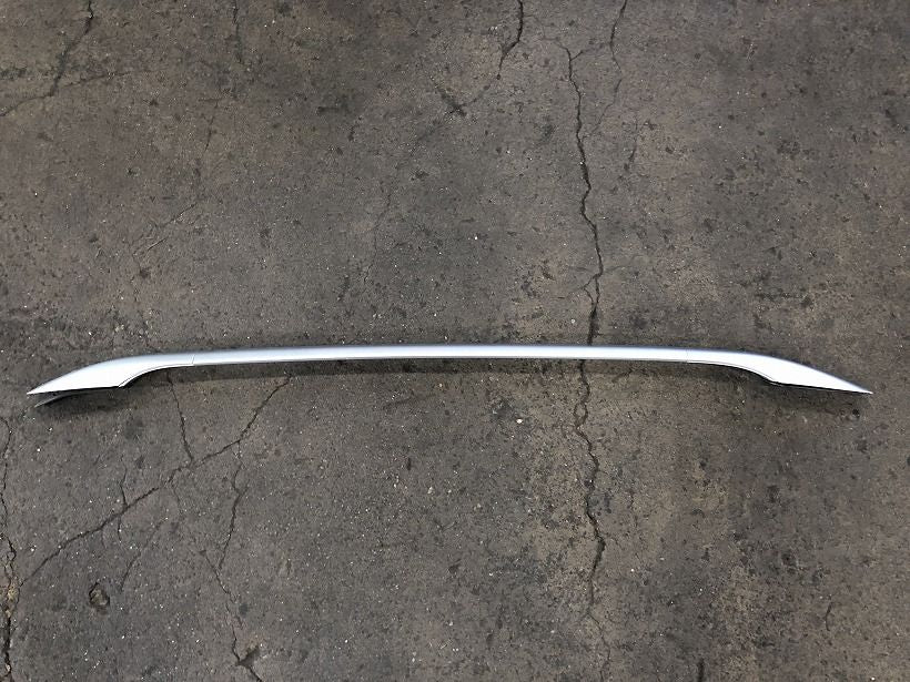 ROOF RAIL RH