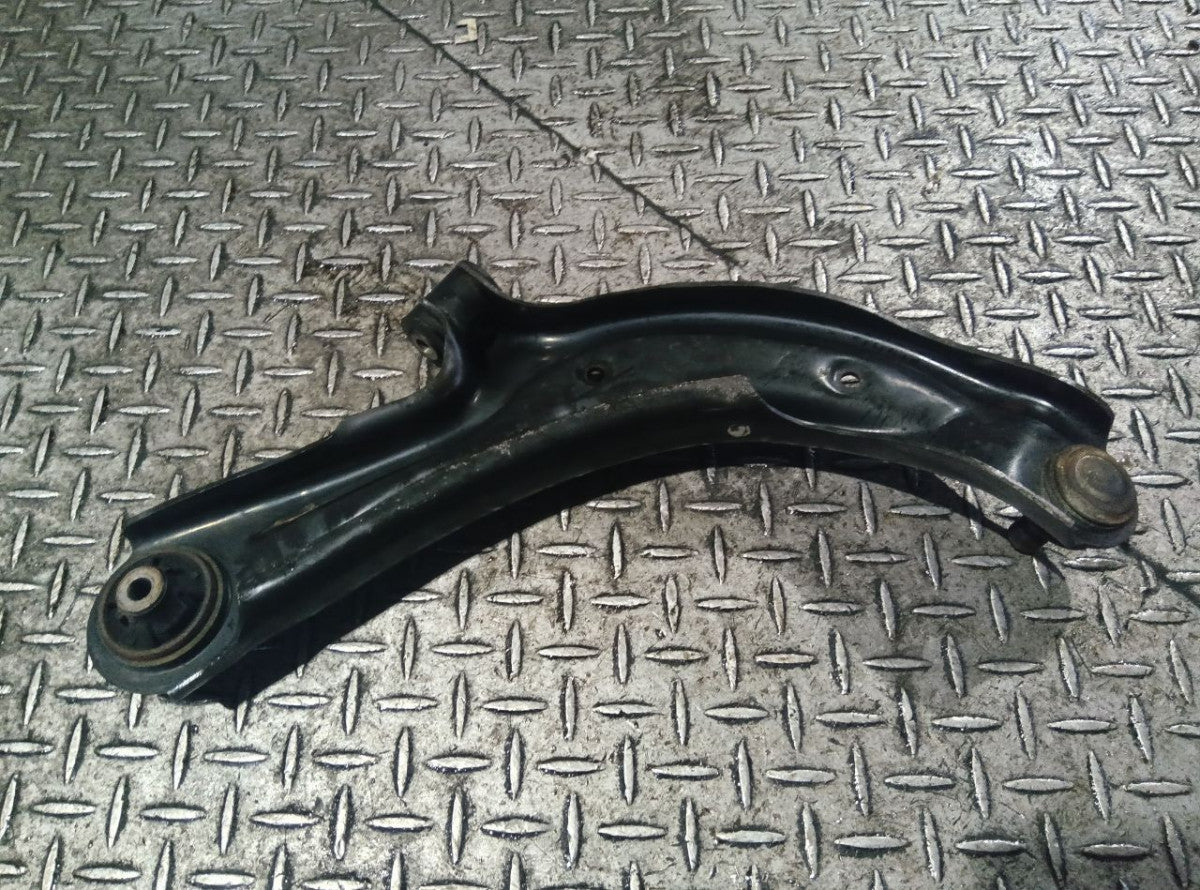 [F LOWER ARM LH] NISSAN SYLPHY TB17 2013 MRA8DE FF AT 2WD #0403264007766