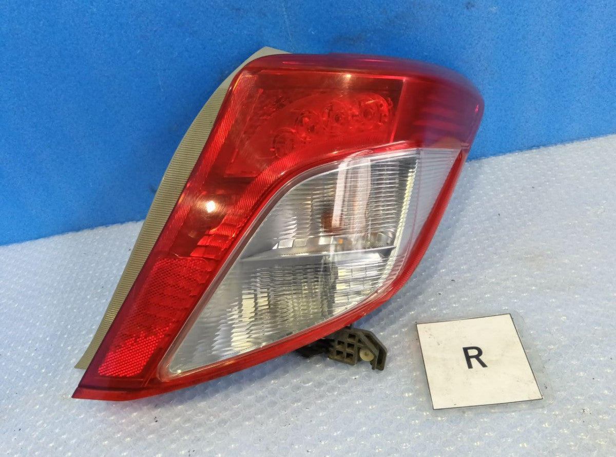 [TAIL LAMP RH] TOYOTA VITZ KSP130 2012 1KR-FE FF AT 2WD #0403267012211