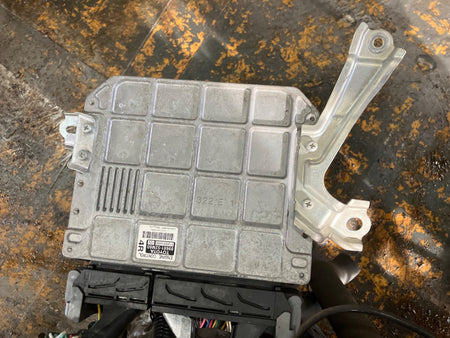 [USED ENGINE] TOYOTA VITZ KSP90 2010 1KR-FE FF AT 2WD #0003266102169