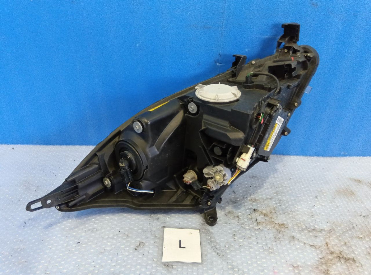 [HEADLIGHT ASSY LH] TOYOTA ISIS ZGM10W 2011 2ZR-FAE FF AT 2WD #0403265009988