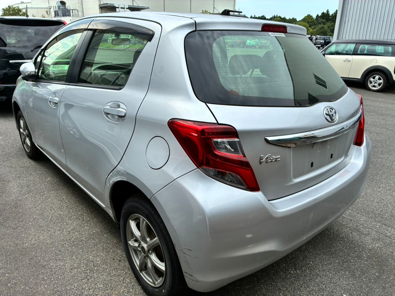 [CHOOSE PARTS] TOYOTA VITZ KSP130 2015 1KR-FE FF AT 2WD #0401000000754