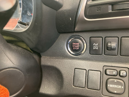 [CHOOSE PARTS] TOYOTA RACTIS NCP125 2011 1NZ-FE FF AT 4WD #0001000015732
