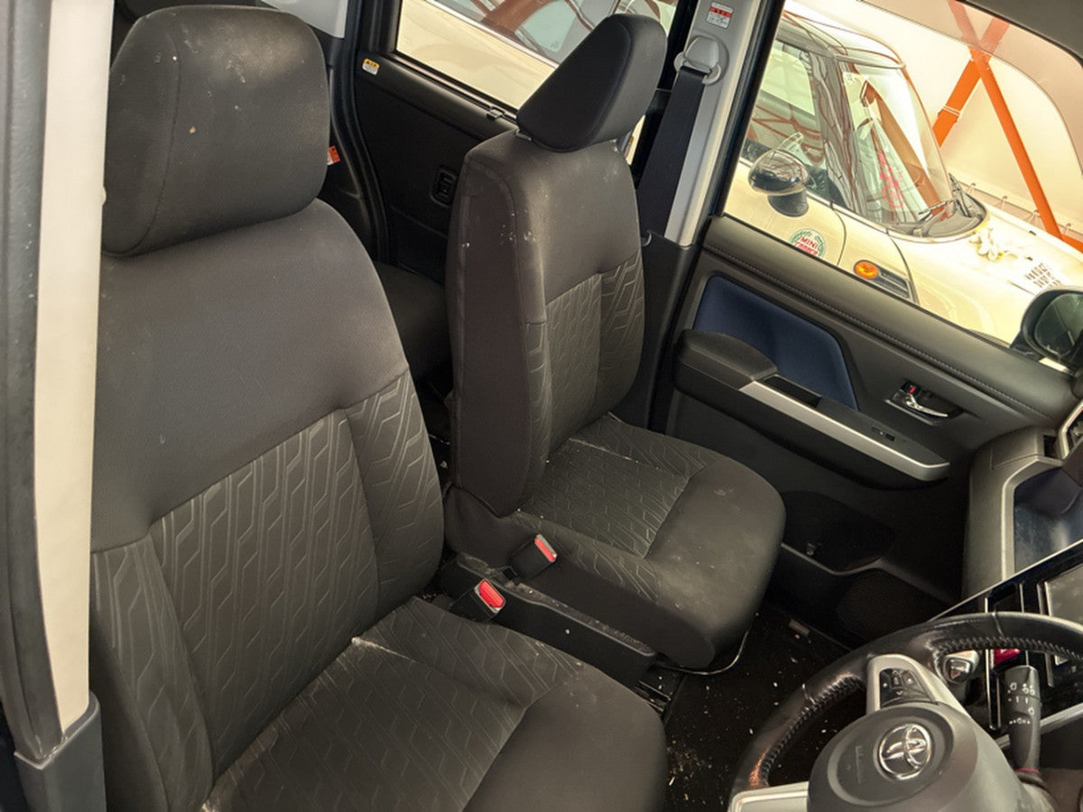 [R DOOR ASSY RH] TOYOTA ROOMY M900A 2017 1KR-FE FF AT 2WD #0003261026193
