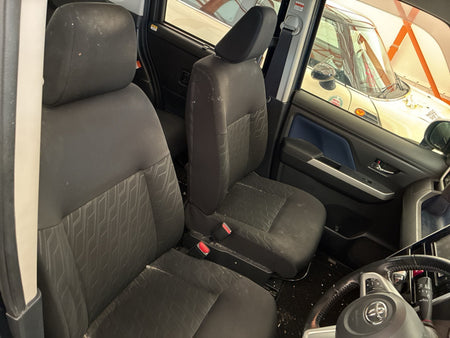 [R DOOR ASSY RH] TOYOTA ROOMY M900A 2017 1KR-FE FF AT 2WD #0003261026193