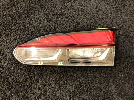 [R FINISHER LAMP RH] TOYOTA ｶﾛｰﾗｸﾛｽ ZVG15 2022 2ZR-FXE FF AT 4WD #0003245665332