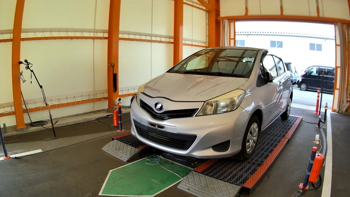 [CHOOSE PARTS] TOYOTA VITZ NSP130 2013 1NR-FE FF AT 2WD #0001000015235