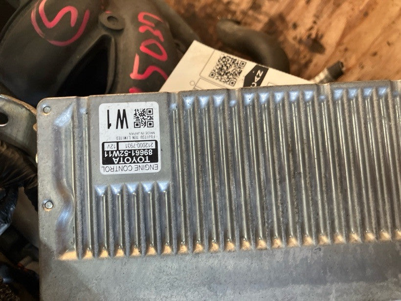 [USED ENGINE] TOYOTA PORTE NCP141 2015 1NZ-FE FF AT 2WD #0003266100014