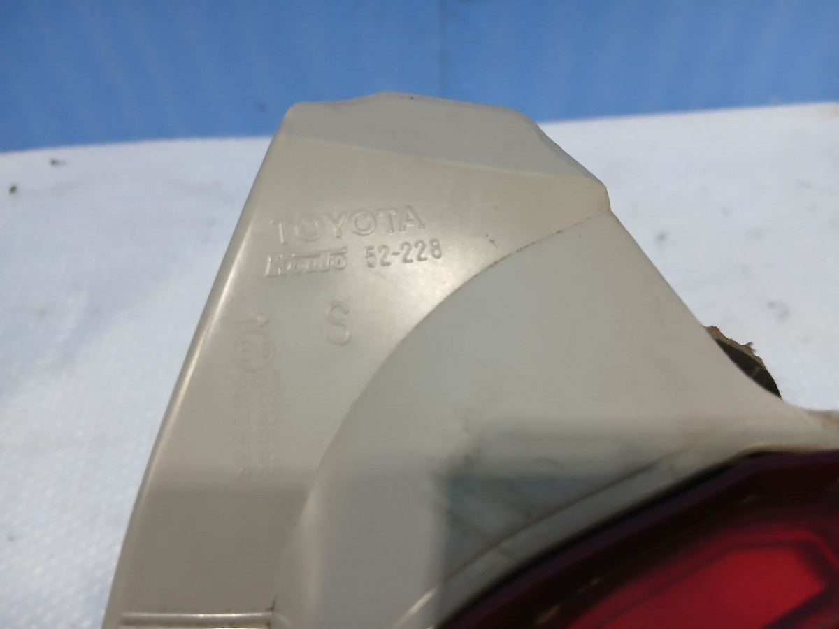 [TAIL LAMP RH] TOYOTA VITZ KSP130 2013 1KR-FE FF AT 2WD #0403267013225