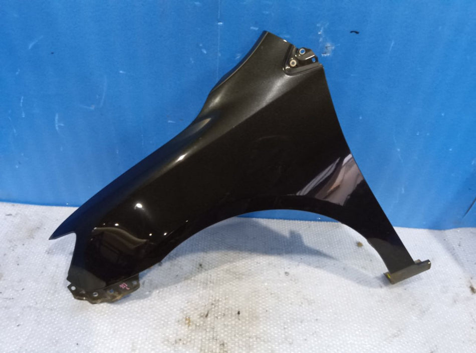 [FENDER LH] TOYOTA COROLLA FIELDER ZRE142G 2009 2ZR-FE FF AT 2WD #0403267014022