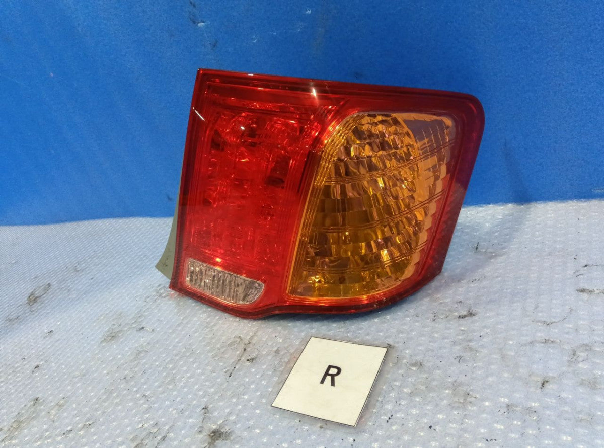 [TAIL LAMP RH] TOYOTA COROLLA AXIO NZE141 2007 1NZ-FE FF AT 2WD #0403266010725