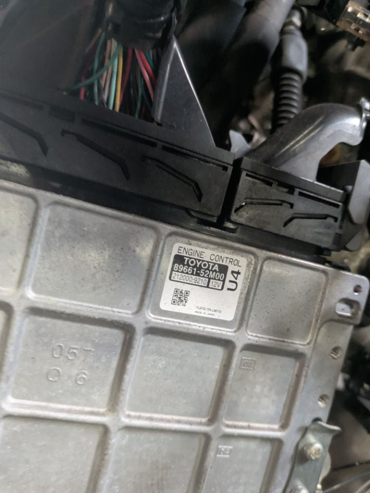 [USED ENGINE] TOYOTA VITZ KSP130 2013 1KR-FE FF AT 2WD #0003265096385