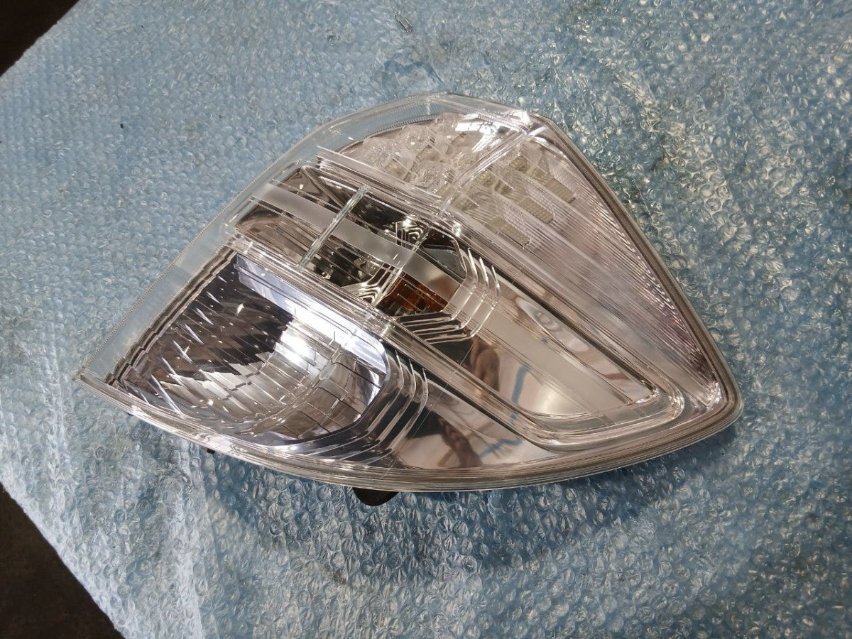 [TAIL LAMP RH] HONDA FIT HYBRID GP4 2013 LEA FF AT 2WD #0403269016748