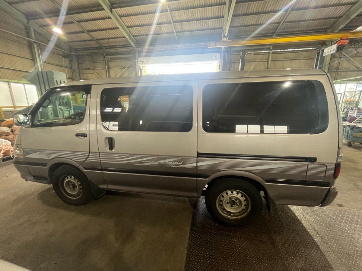 [CHOOSE PARTS] TOYOTA HIACE WAGON KZH100G 2002 1KZ-TE FR AT 2WD #0451000000545