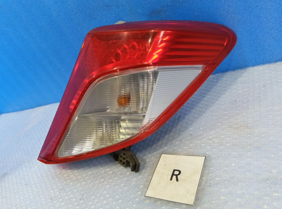 [TAIL LAMP RH] TOYOTA VITZ KSP130 2012 1KR-FE FF AT 2WD #0403267012211
