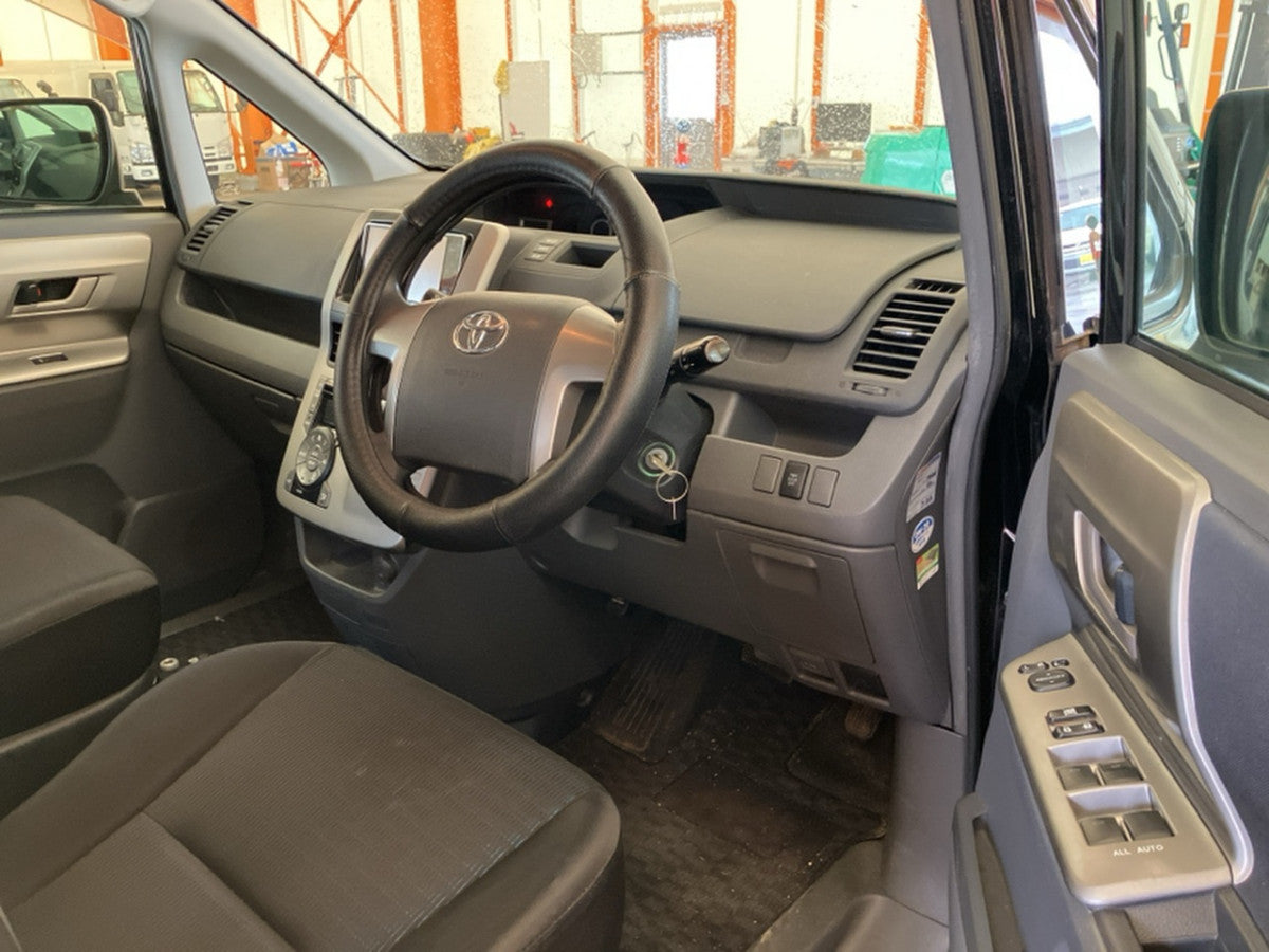 [CHOOSE PARTS] TOYOTA VOXY ZRR70W 2009 3ZR-FE FF AT 2WD #0002002672016