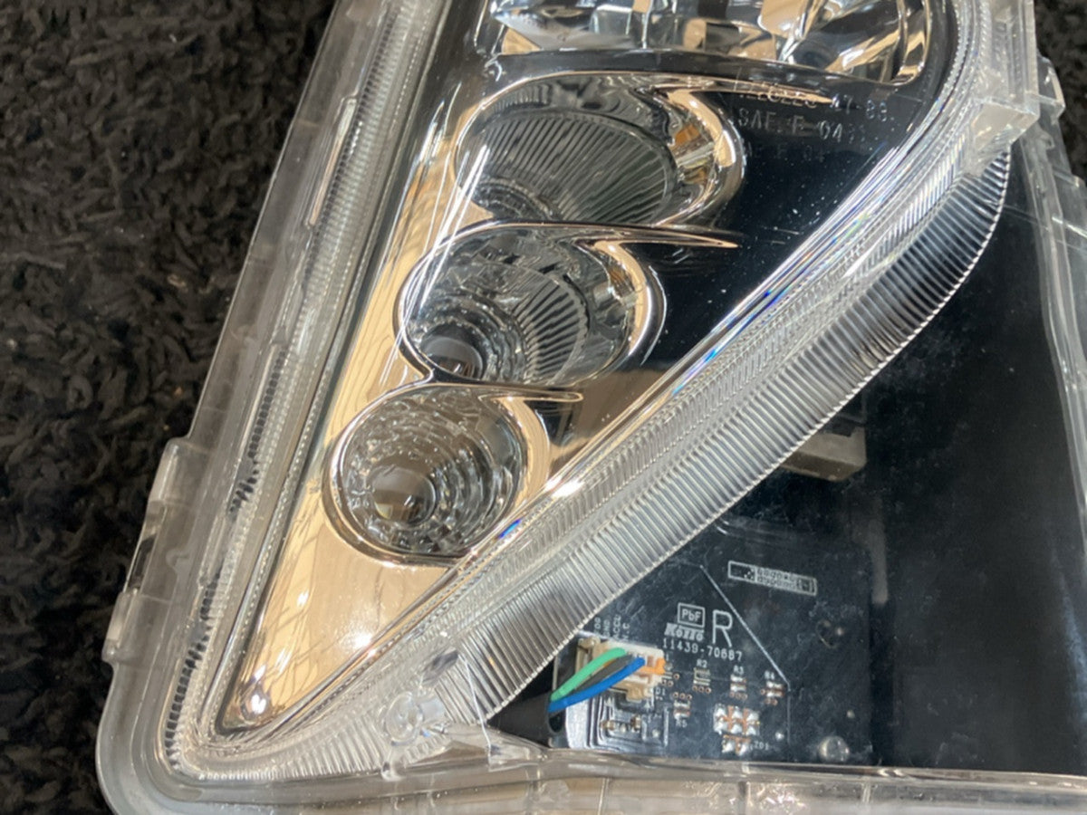 [FOG LAMP RH] TOYOTA PRIUS ZVW50 2018 2ZR-FXE FF AT 2WD #0003264083968
