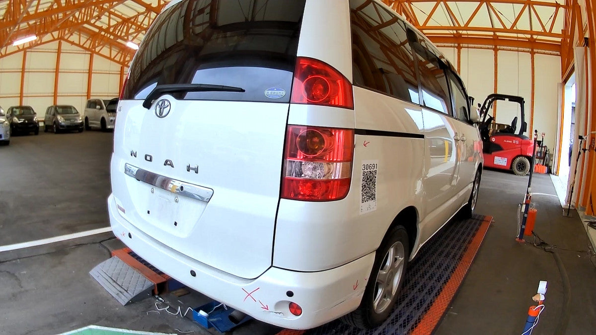 [USED ENGINE] TOYOTA NOAH AZR65G 2003 1AZ-FSE FF AT 4WD #0003263061868