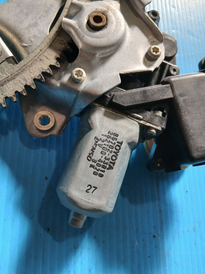 [F DOOR REGULATOR LH] TOYOTA COROLLA FIELDER NZE144G 2008 1NZ-FE FF AT 4WD #040325C004533