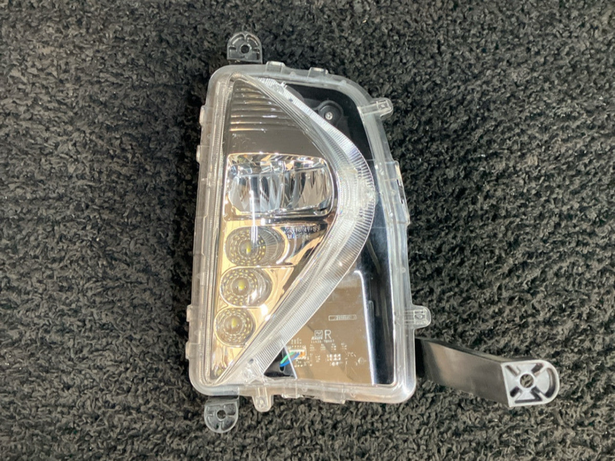 [FOG LAMP RH] TOYOTA PRIUS ZVW50 2018 2ZR-FXE FF AT 2WD #0003264083968