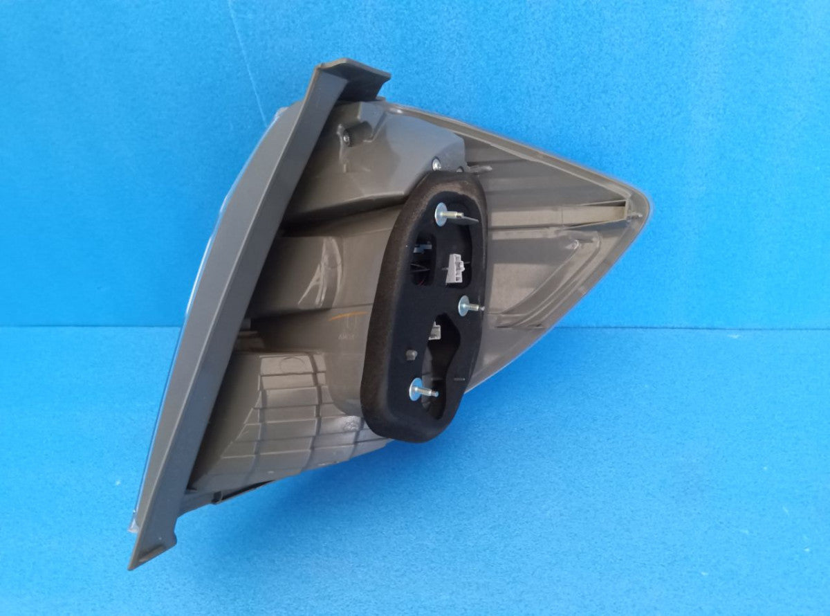 [TAIL LAMP LH] HONDA FIT HYBRID GP1  LDA FF AT 2WD #0403263007214