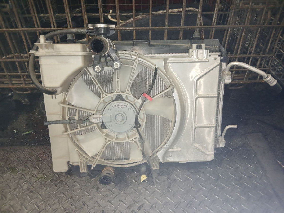 [RADIATOR] TOYOTA VITZ KSP90 2009 1KR-FE FF AT 2WD #040326A018223
