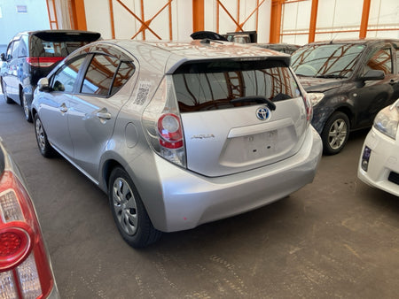 [USED ENGINE] TOYOTA AQUA NHP10 2013 1NZ-FXE FF AT 2WD #0003263063681