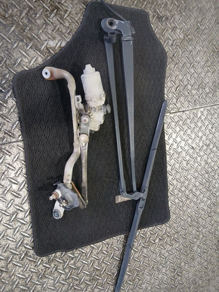 [F WIPER MOTOR] TOYOTA VITZ KSP130 2011 1KR-FE FF AT 2WD #0403269017285