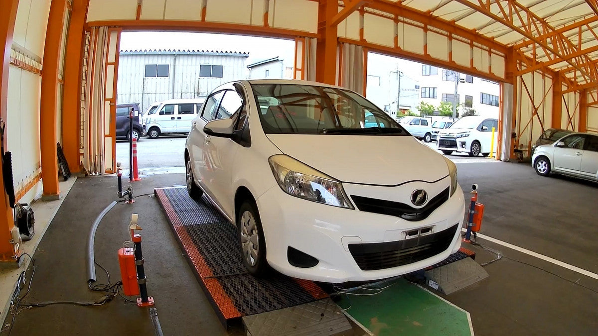 [CHOOSE PARTS] TOYOTA VITZ KSP130 2013 1KR-FE FF AT 2WD #0001000003957