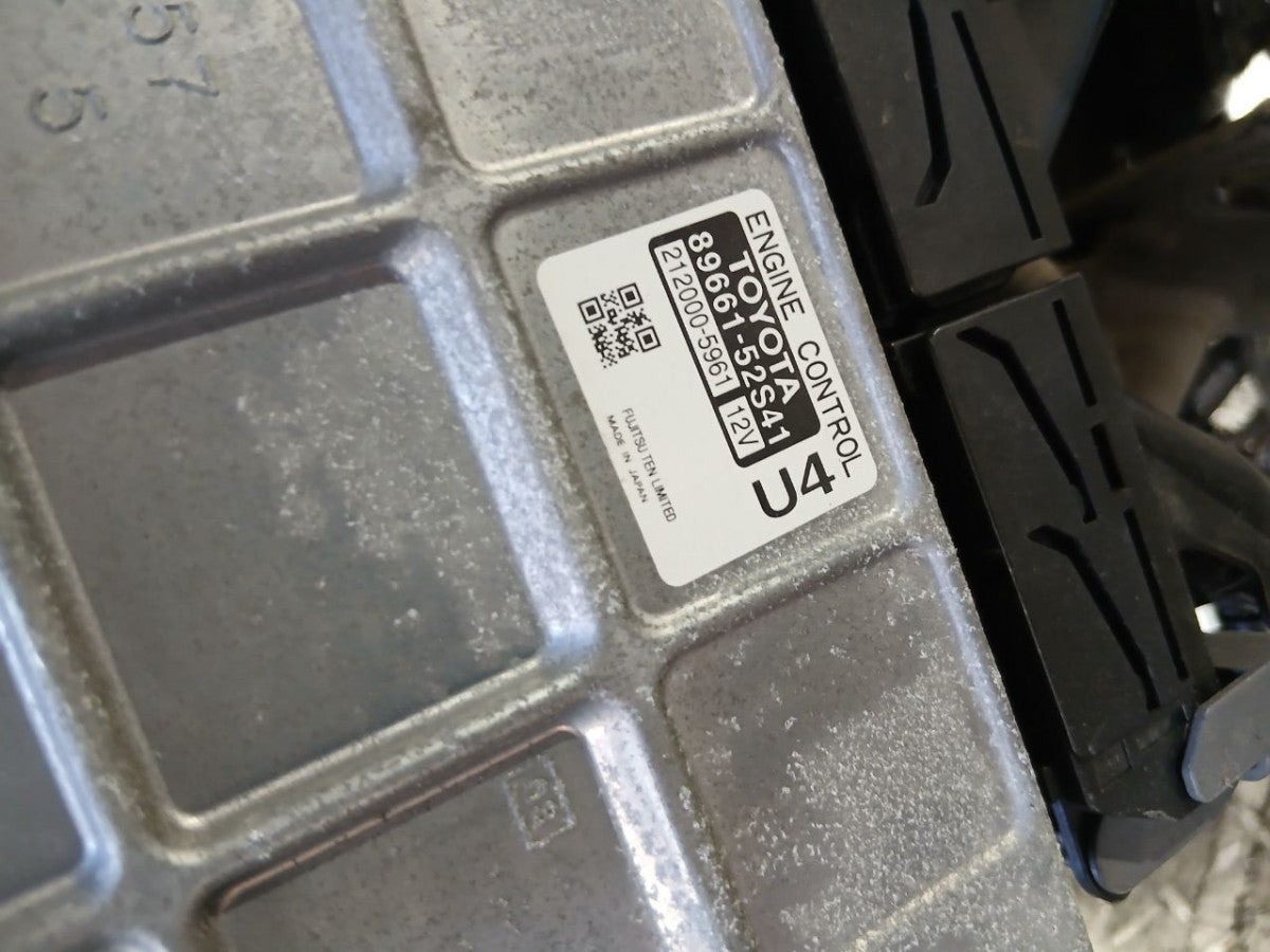 [USED ENGINE] TOYOTA VITZ KSP130 2011 1KR-FE FF AT 2WD #0403269016127