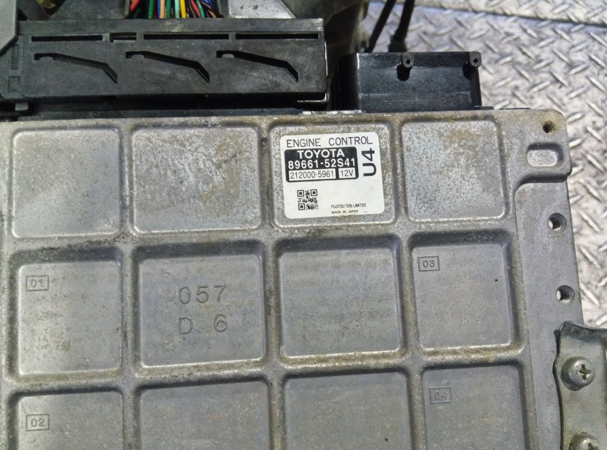 [USED ENGINE] TOYOTA VITZ KSP130 2012 1KR-FE FF AT 2WD #0403267012208