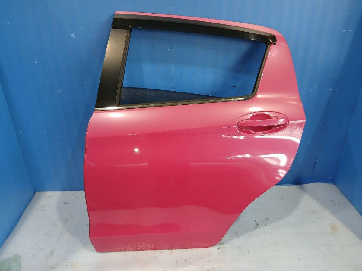 [R DOOR ASSY LH] TOYOTA VITZ KSP130 2012 1KR-FE FF AT 2WD #0403265010361