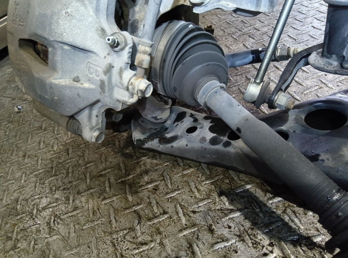 [F AXLE ASSY] TOYOTA ISIS ANM10W 2009 1AZ-FSE FF AT 2WD #0403268015117