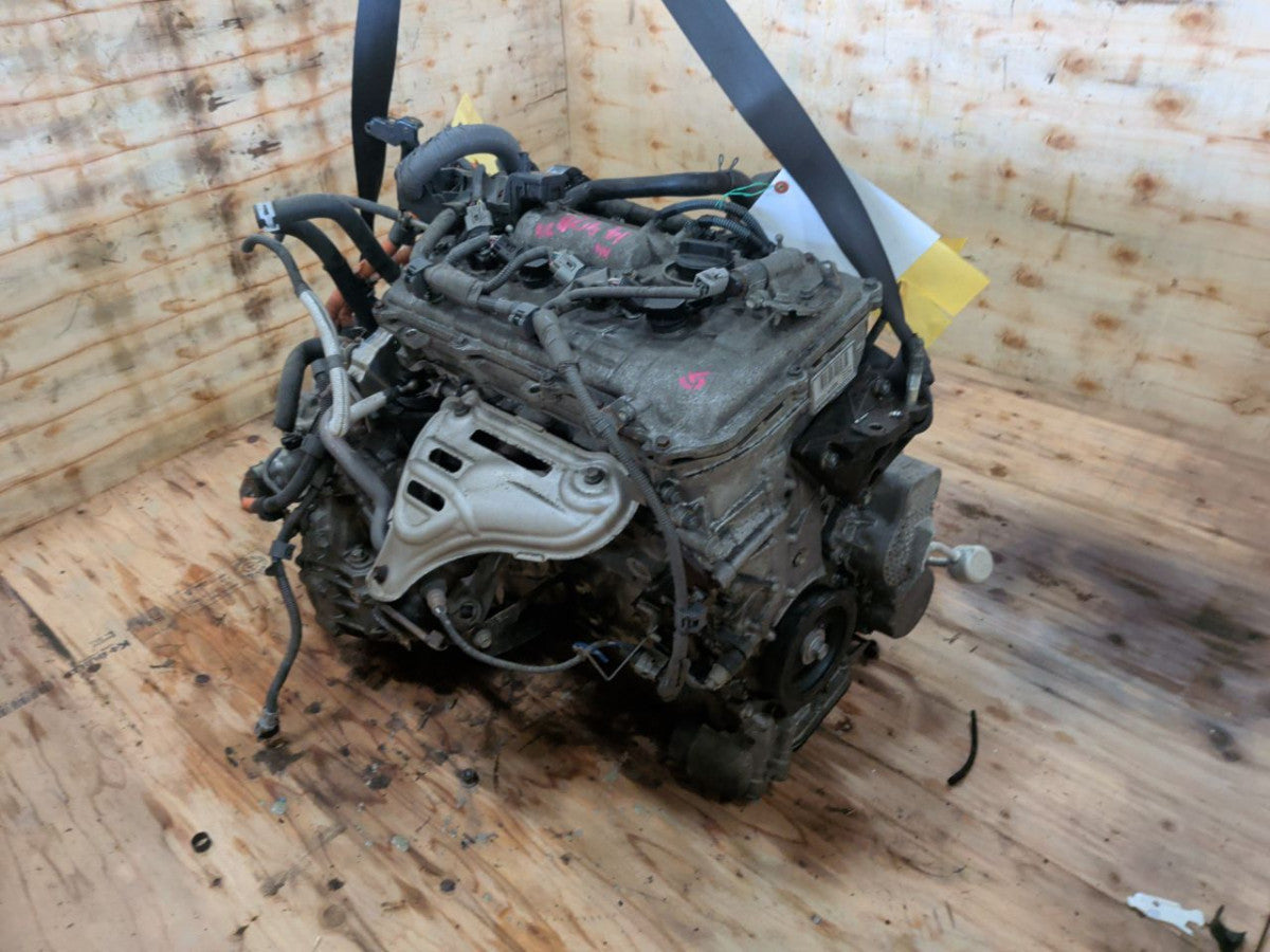 [USED ENGINE] TOYOTA VOXY ZWR80G 2014 2ZR-FXE FF AT 2WD #0003265095856