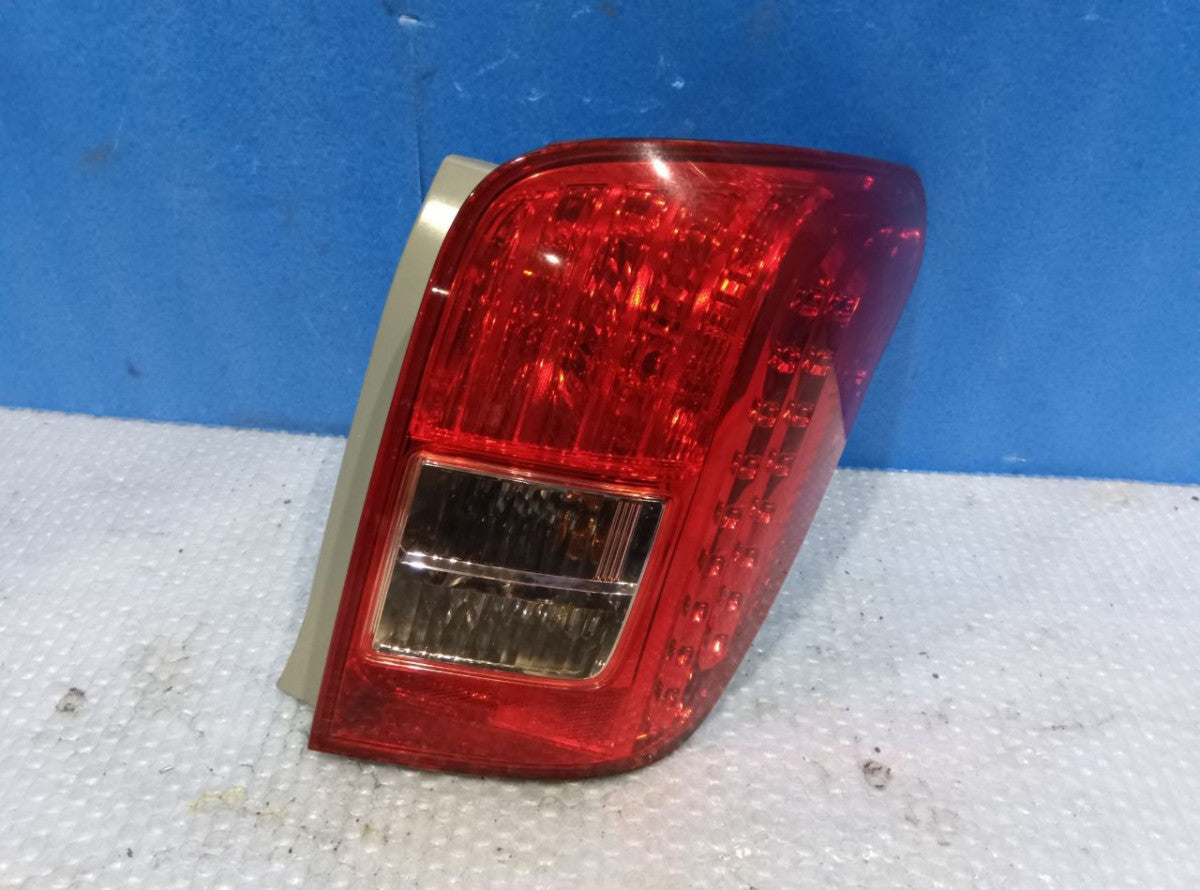 [TAIL LAMP RH] TOYOTA COROLLA FIELDER ZRE142G 2007 2ZR-FE FF AT 2WD #0403268014284