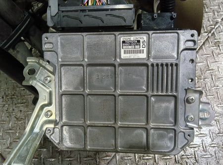 [USED ENGINE] TOYOTA VITZ KSP90 2009 1KR-FE FF AT 2WD #0403269015949