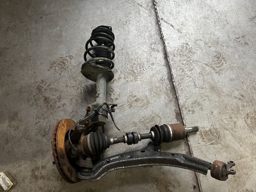 F SUSPENSION ASSY LH
