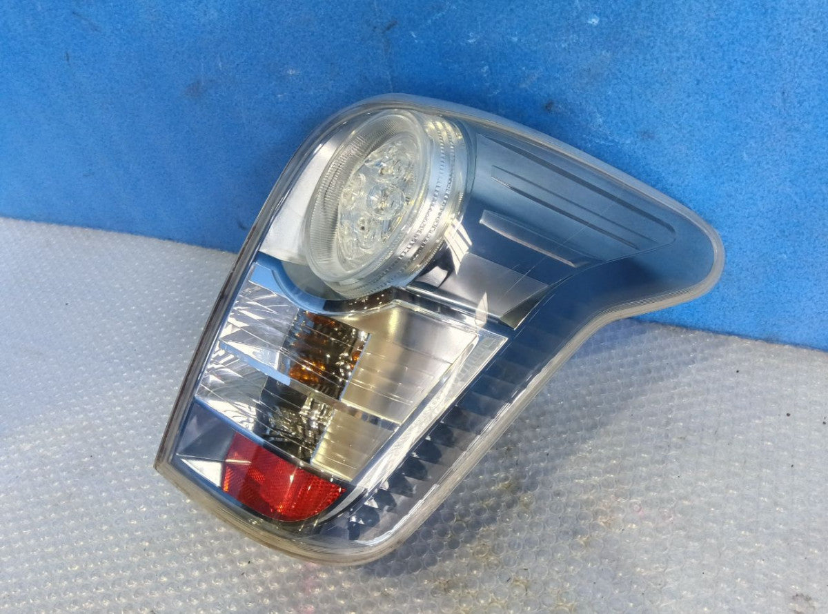 [TAIL LAMP RH] TOYOTA COROLLA FIELDER ZRE144G 2010 2ZR-FAE FF AT 4WD #0403269016845