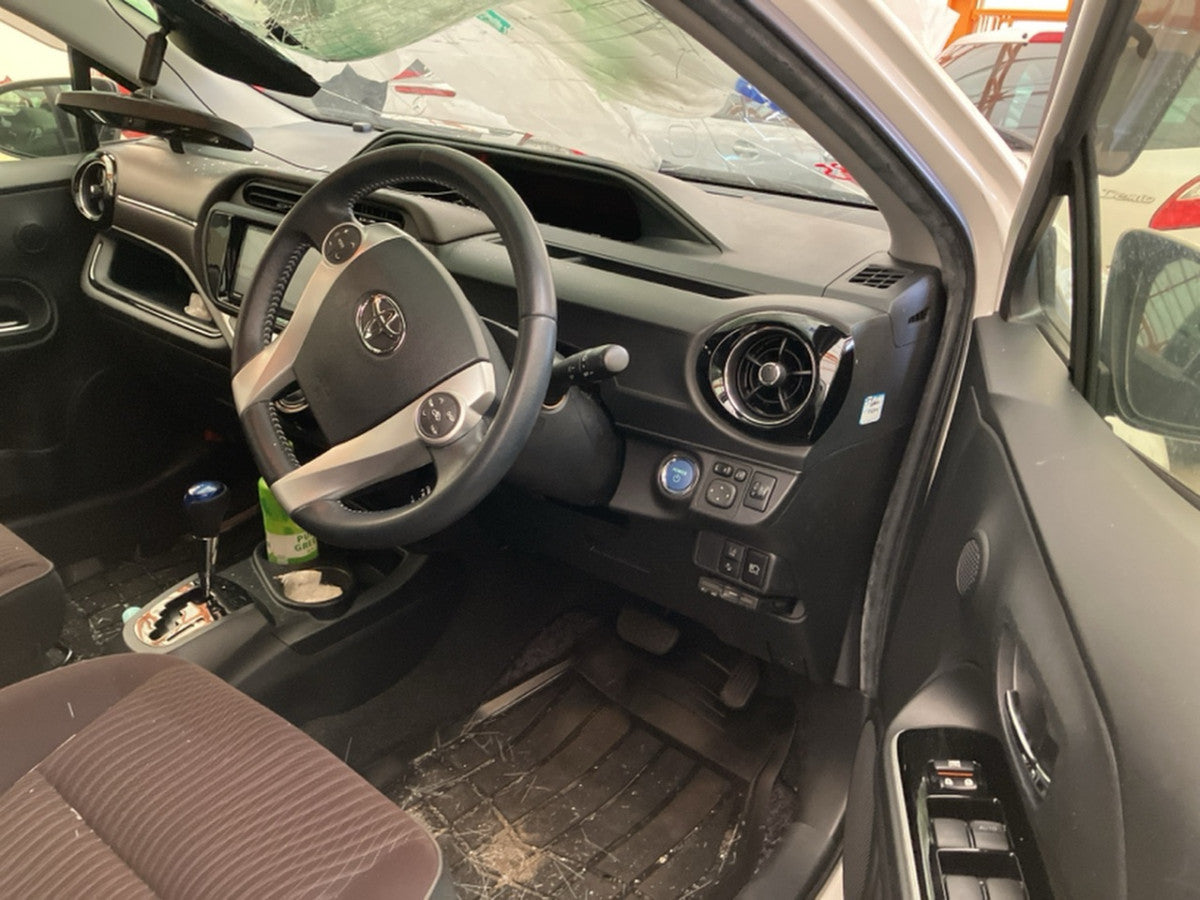 [F DOOR ASSY RH] TOYOTA AQUA NHP10 2016 1NZ-FXE FF AT 2WD #0003263059351